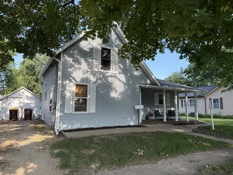 805 South 5th Street Oregon IL 61061