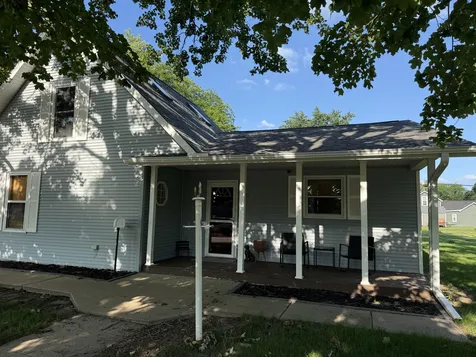 805 South 5th Street Oregon IL 61061