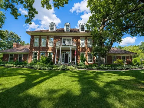 26985 North Countryside Lake Drive Mundelein IL 60060