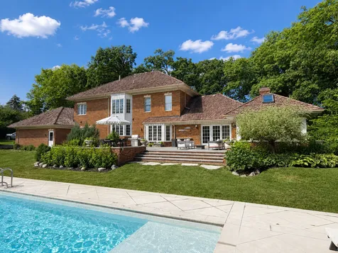 26985 North Countryside Lake Drive Mundelein IL 60060