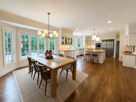 26985 North Countryside Lake Drive Mundelein IL 60060