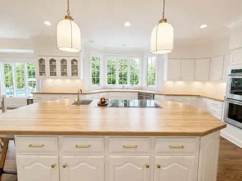 26985 North Countryside Lake Drive Mundelein IL 60060