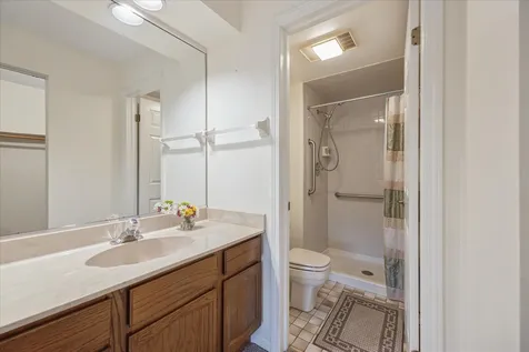 546 Banyon Lane La Grange IL 60525