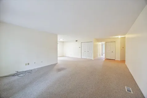 546 Banyon Lane La Grange IL 60525