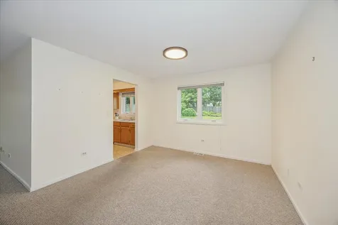 546 Banyon Lane La Grange IL 60525