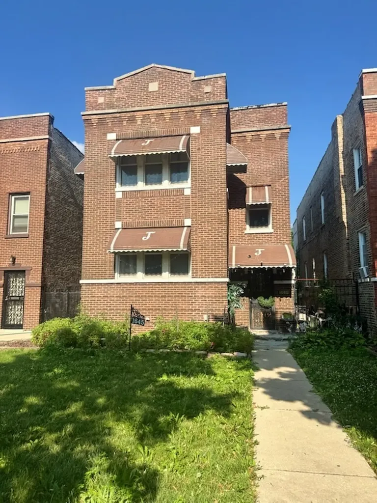 1645 North Mayfield Avenue Chicago IL 60639