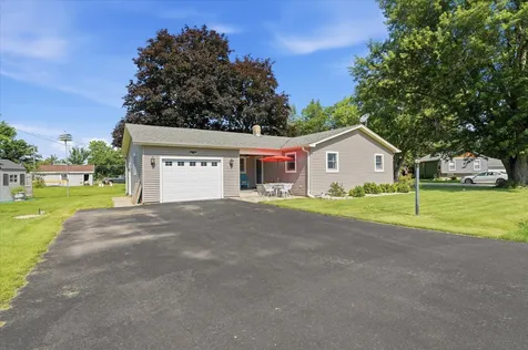 11505 South Grant Street Richmond IL 60071