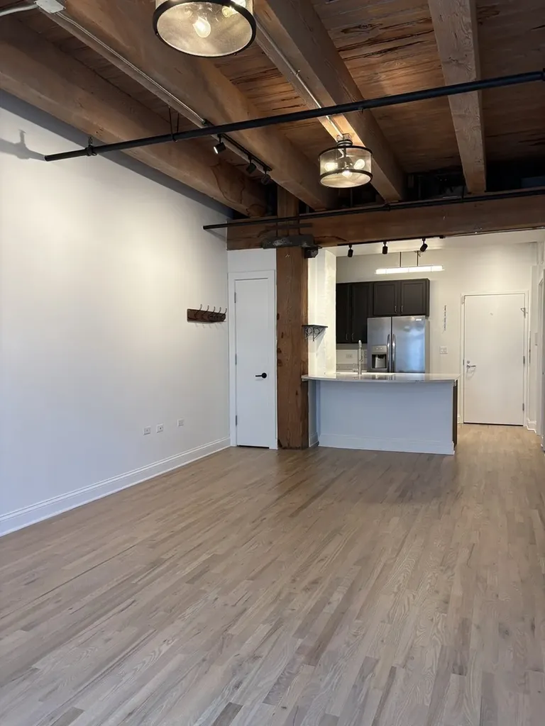 106 North Aberdeen Street Chicago IL 60607