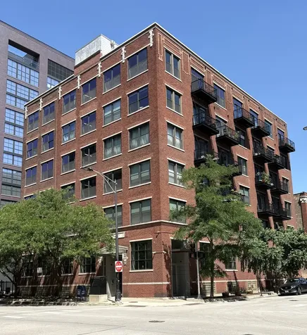 106 North Aberdeen Street Chicago IL 60607