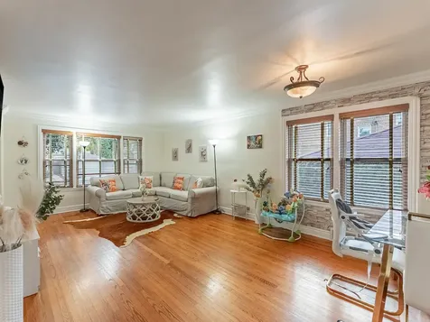 1038 Superior Street Oak Park IL 60302