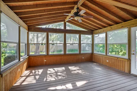 1419 West Saint James Place Arlington Heights IL 60005