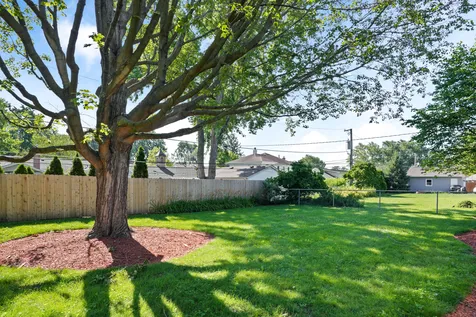 1419 West Saint James Place Arlington Heights IL 60005