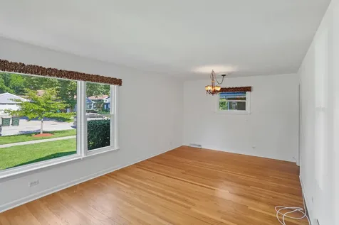1419 West Saint James Place Arlington Heights IL 60005