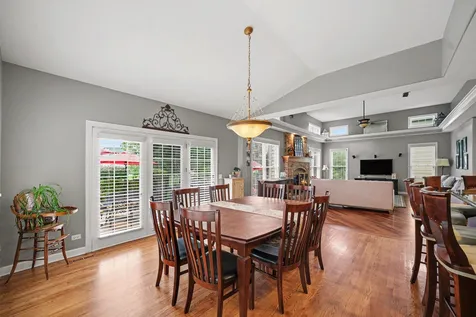 430 Pheasant Hill Drive North Aurora IL 60542