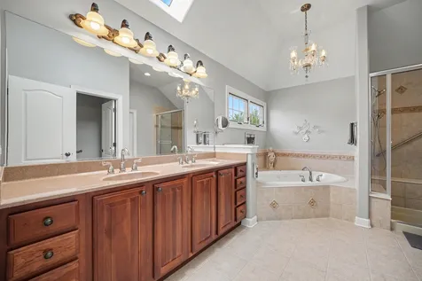 430 Pheasant Hill Drive North Aurora IL 60542