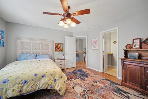 430 Pheasant Hill Drive North Aurora IL 60542