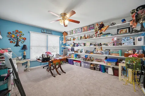 430 Pheasant Hill Drive North Aurora IL 60542