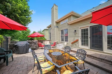 430 Pheasant Hill Drive North Aurora IL 60542
