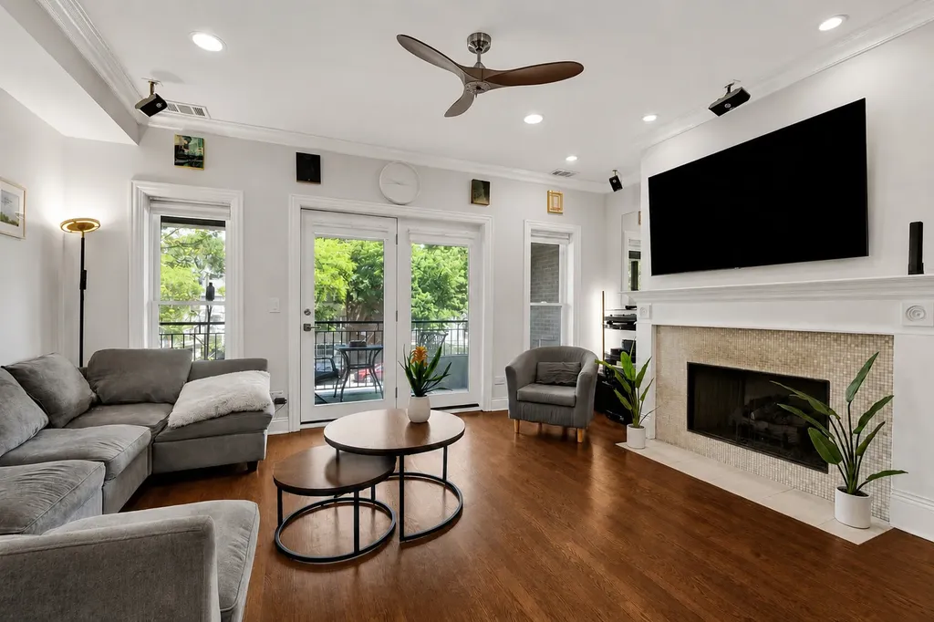 409 West North Avenue Chicago IL 60610