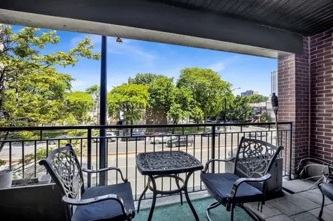 409 West North Avenue Chicago IL 60610