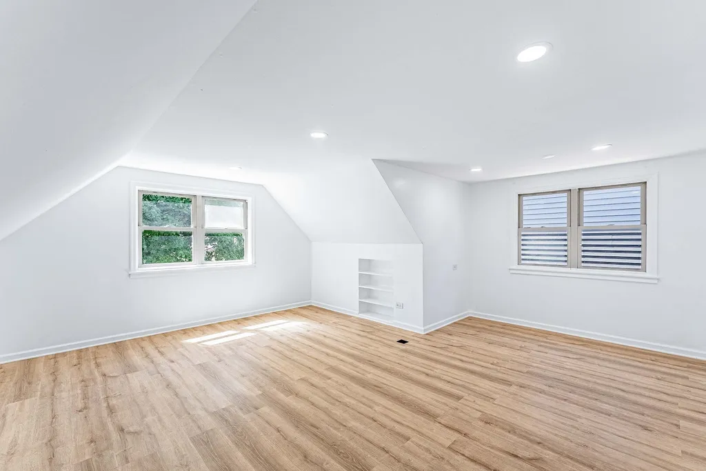 1935 North Natoma Avenue Chicago IL 60707