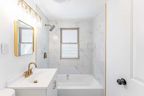 1935 North Natoma Avenue Chicago IL 60707