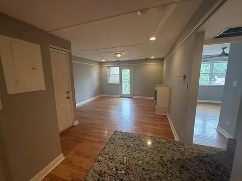 6954 North Greenview Avenue Chicago IL 60626