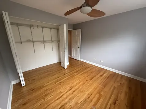 6954 North Greenview Avenue Chicago IL 60626