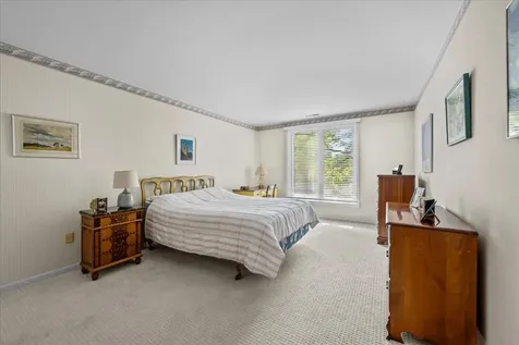 1350 North Western Avenue Lake Forest IL 60045
