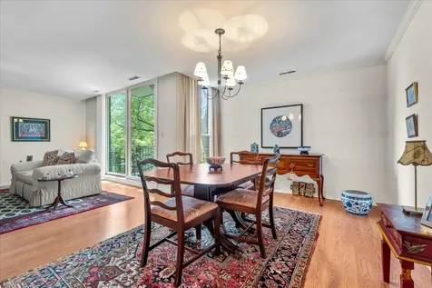 1350 North Western Avenue Lake Forest IL 60045