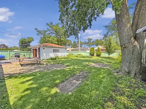 1113 Bristol Avenue Westchester IL 60154