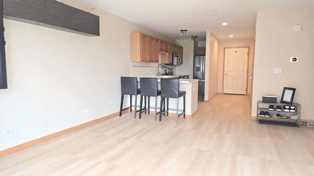 100 North Bokelman Street Roselle IL 60172