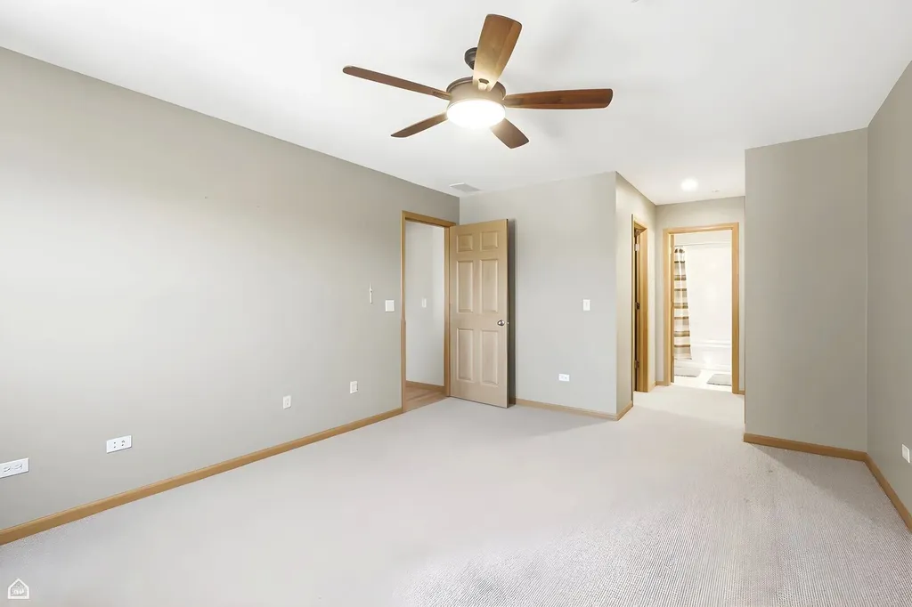 100 North Bokelman Street Roselle IL 60172