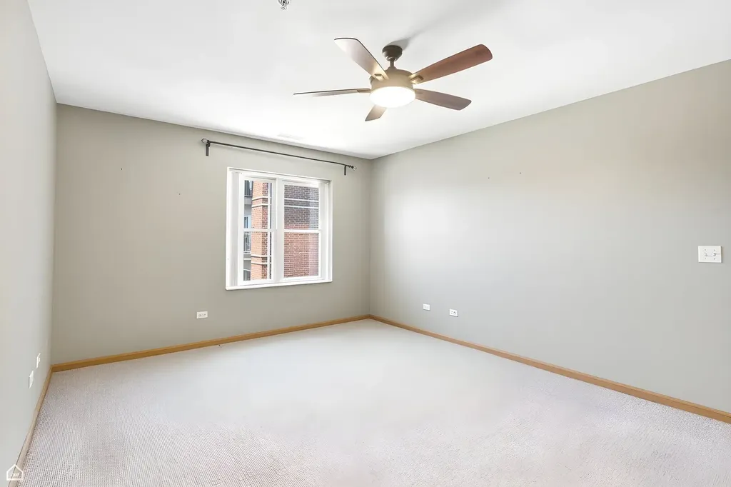 100 North Bokelman Street Roselle IL 60172