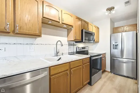 100 North Bokelman Street Roselle IL 60172