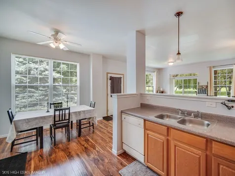 1901 West Crestview Circle Romeoville IL 60446