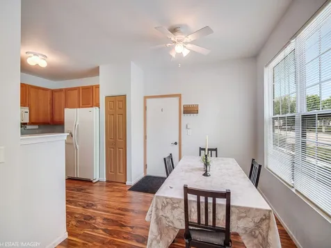 1901 West Crestview Circle Romeoville IL 60446