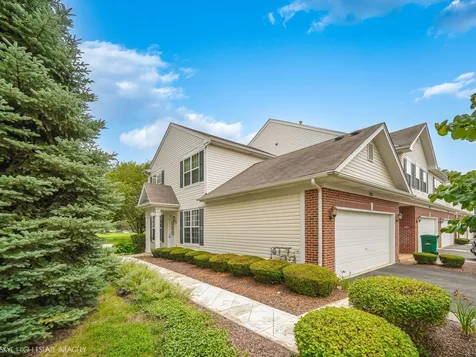 1901 West Crestview Circle Romeoville IL 60446