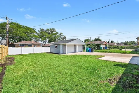 811 East End Avenue Hillside IL 60162