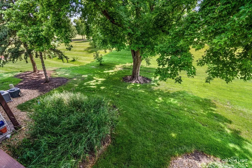 1623 Salisbury Court Wheaton IL 60187