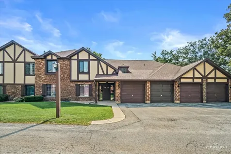 1623 Salisbury Court Wheaton IL 60187