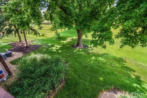 1623 Salisbury Court Wheaton IL 60187