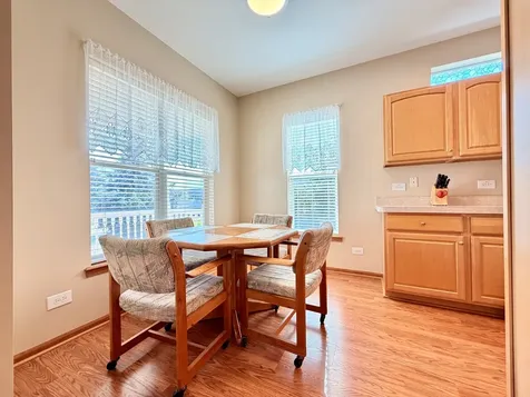 2 Suffolk Way Grayslake IL 60030