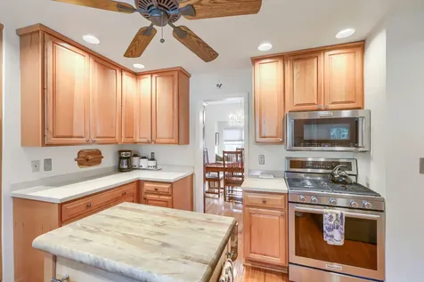 718 North 2nd Avenue St. Charles IL 60174