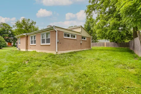 915 Safford Avenue Lake Bluff IL 60044