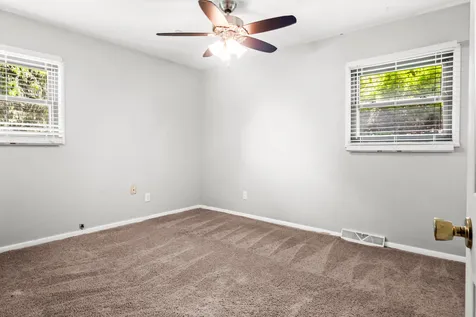 816 Mayflower Avenue Bloomington IL 61701