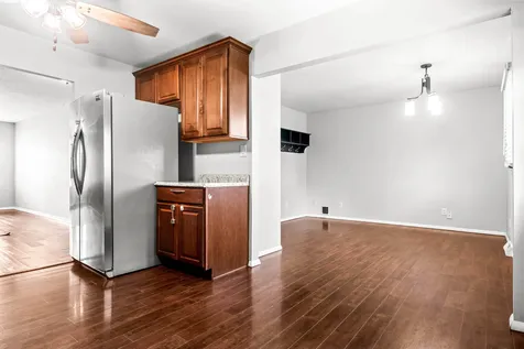 816 Mayflower Avenue Bloomington IL 61701