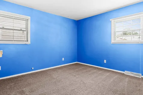816 Mayflower Avenue Bloomington IL 61701