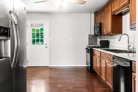 816 Mayflower Avenue Bloomington IL 61701