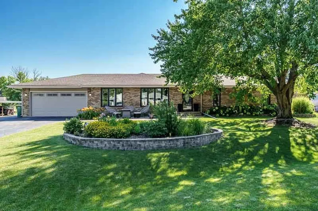 3853 Thistledown Court Cherry Valley IL 61016